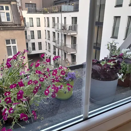 Апартаменти Garbary Познань